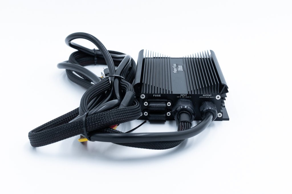 12v to 24v Quantum Charger "On The Run”, Chargers, Monster Marine Lithium, Lead acid / Gel / AGM at Festive Water Paddlesports