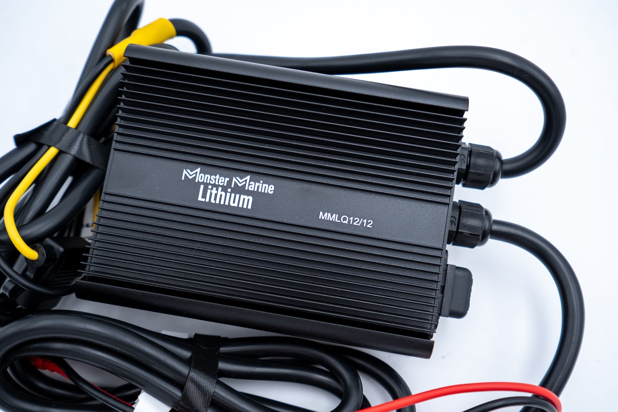 12v/12v Quantum Charger, , Monster Marine Lithium, Led Acid / Gel / AGM at Festive Water Paddlesports