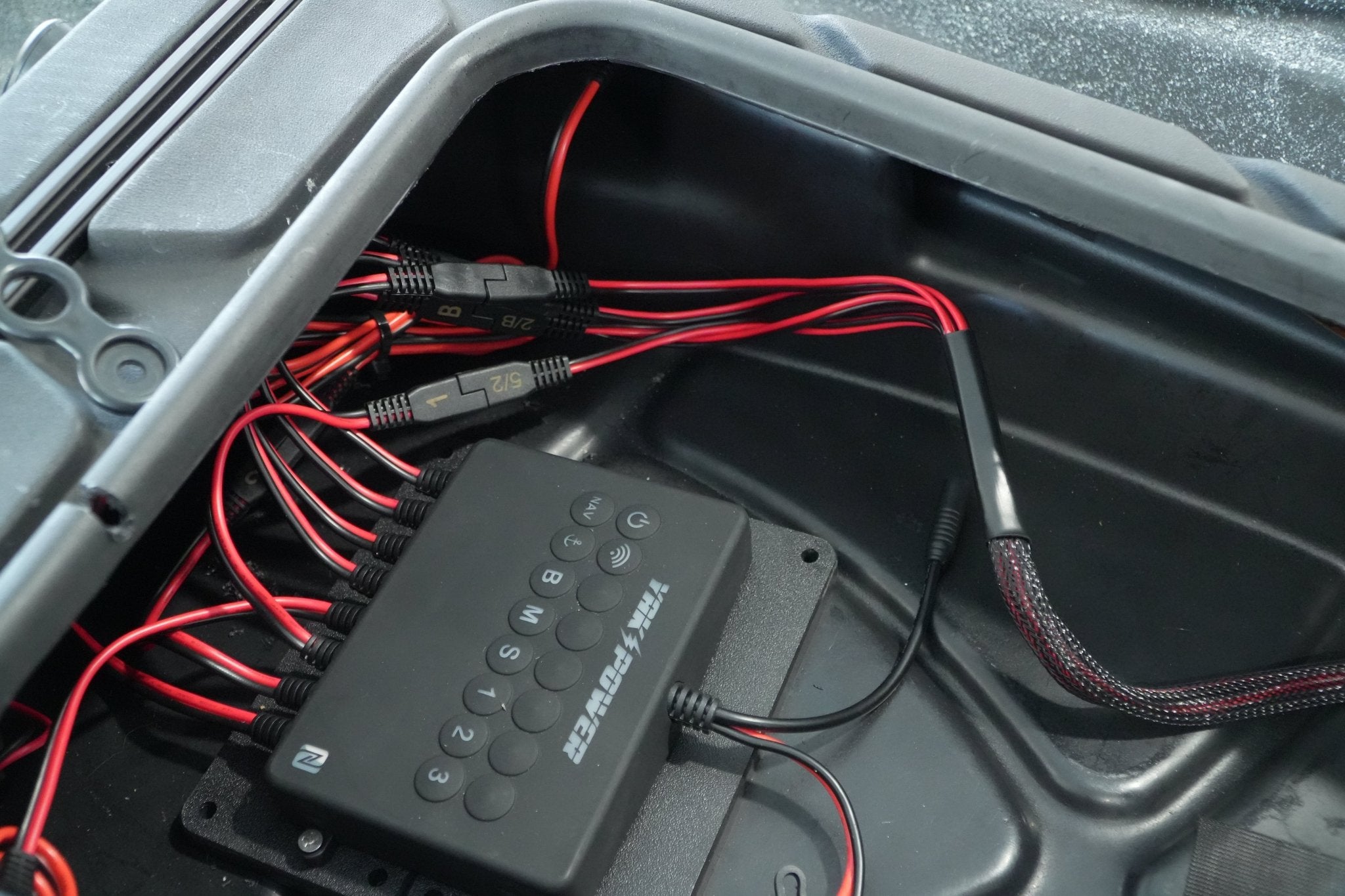 5 Circuit Heavy Duty, Waterproof, Quick Disconnect Kit - Panel Mount and Harness (YP - QD5), Electronics, Yak Power, , , at Festive Water Paddlesports