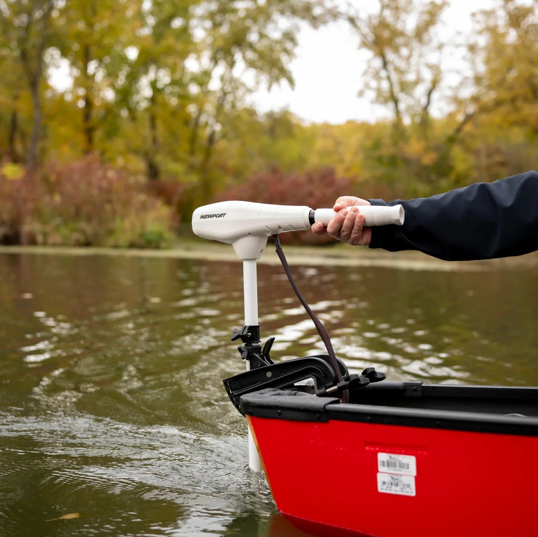 L Series Long Shaft Trolling Motor, Trolling Motor, Newport Wholesale, 62lb at Festive Water Paddlesports