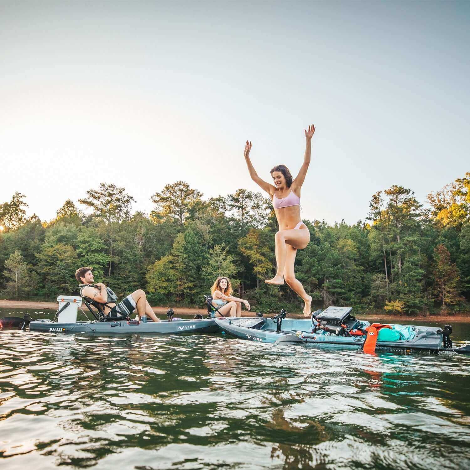 Makana 100, Fishing Kayak, Vibe Kayaks, Tsunami Red Impulse Drive at Festive Water Paddlesports