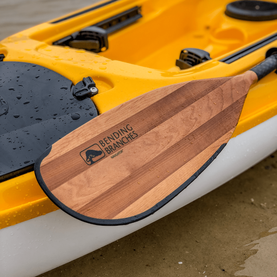 Navigator Versa-Lok™, Kayak Paddle, Bending Branches, 205-220 at Festive Water Paddlesports