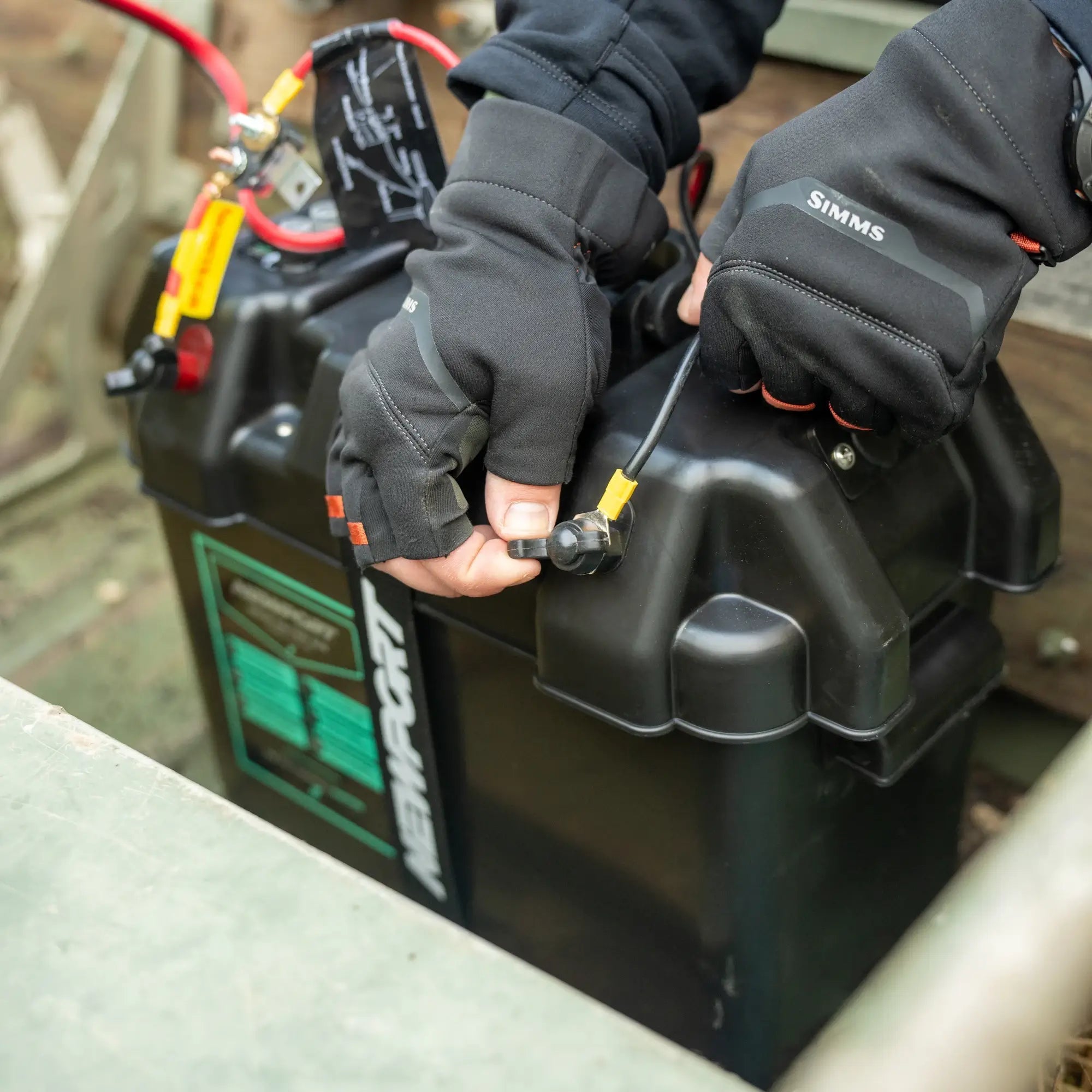 Smart Battery Box, Trolling Motor Accessory, Newport Wholesale, at Festive Water Paddlesports