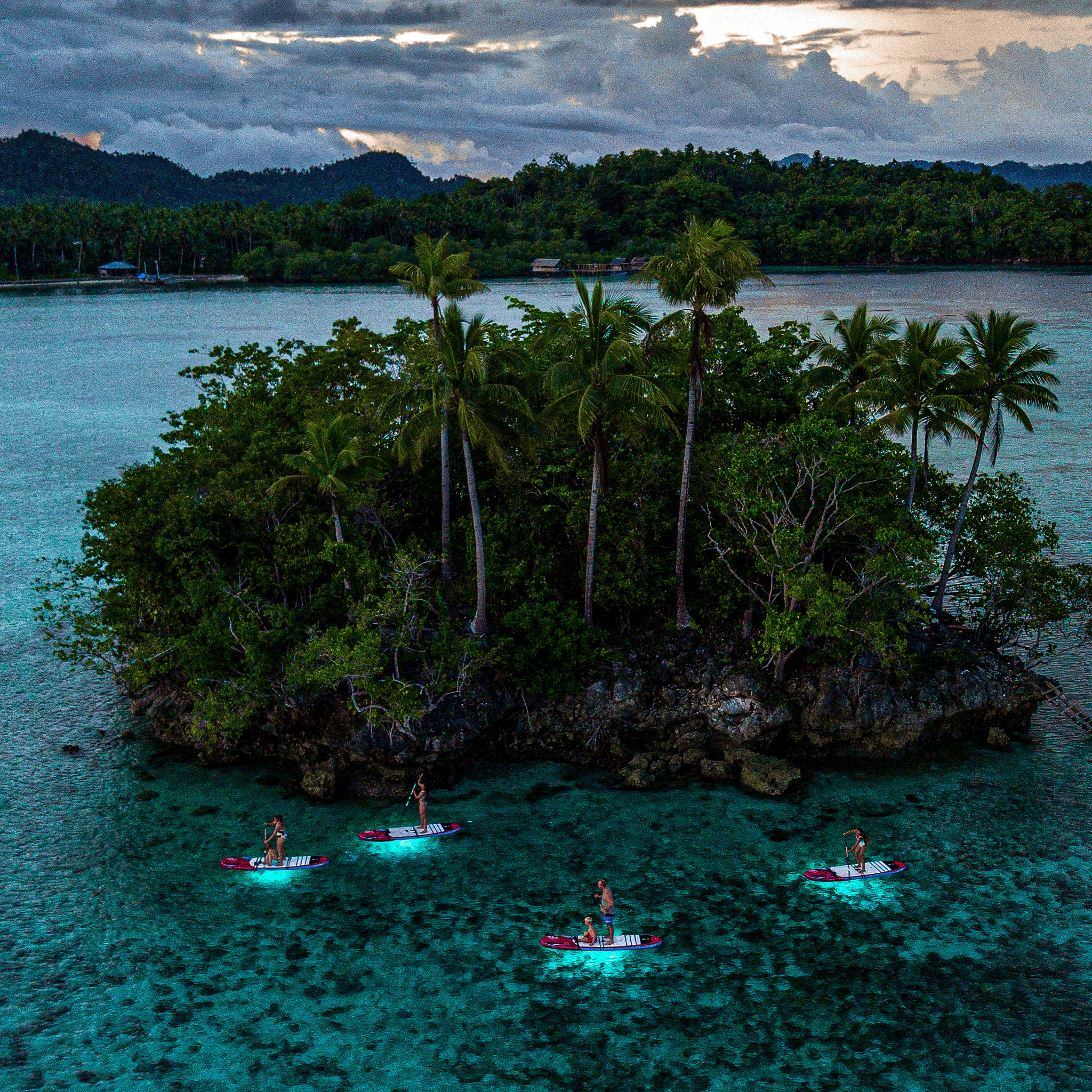 SPECTRUM P2 LIGHTING SYSTEM, , Nocqua Adventure Gear, , , at Festive Water Paddlesports