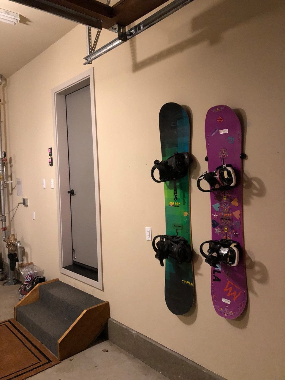 The Cinch Snowboard Display | Floating Rack | 2 Boards, Wall Mounted, StoreYourBoard, , , at Festive Water Paddlesports