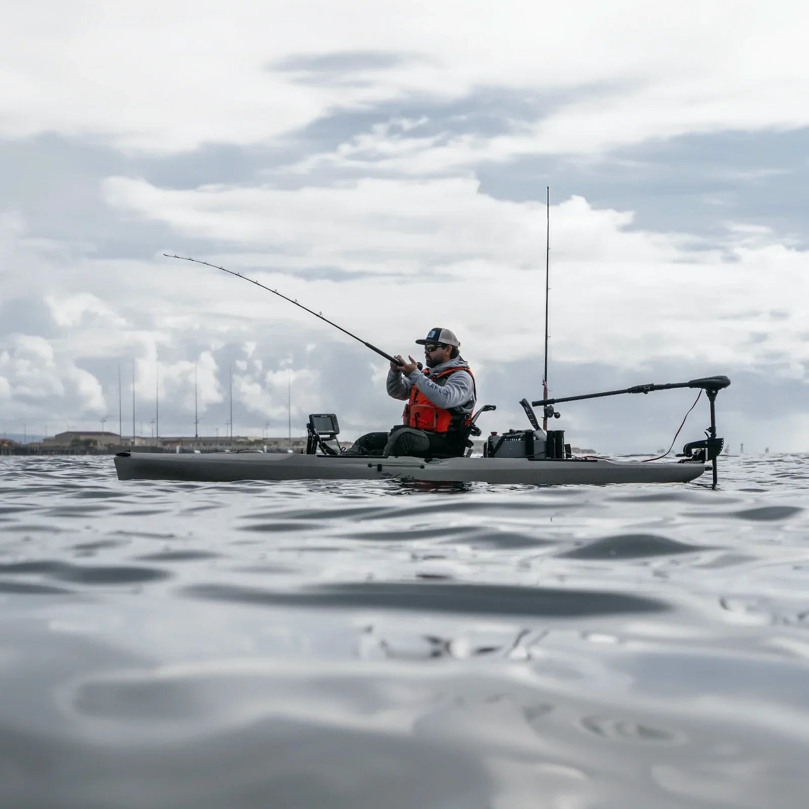 X Series Adjustable Handle Trolling Motor, Trolling Motor, Newport Wholesale, 55lb at Festive Water Paddlesports